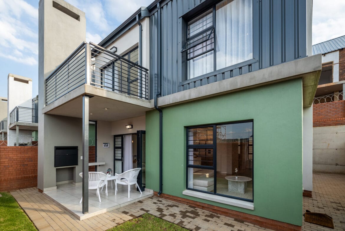 Modern Living in Waterfall – Secure 3-Bedroom Houses To Let