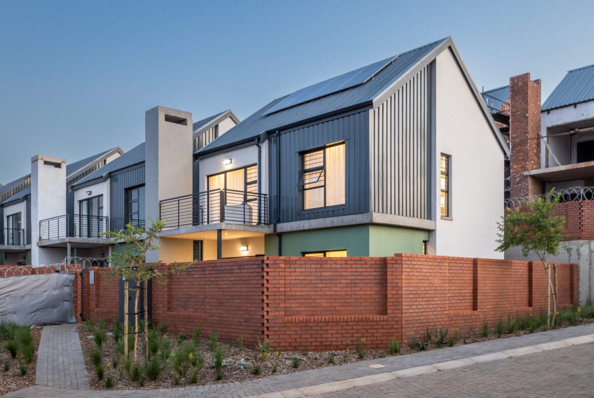 Modern Living in Waterfall – Secure 3-Bedroom Houses To Let