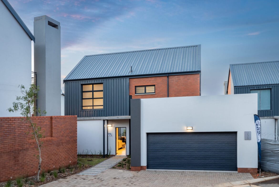 Modern Living in Waterfall – Secure 3-Bedroom Houses To Let