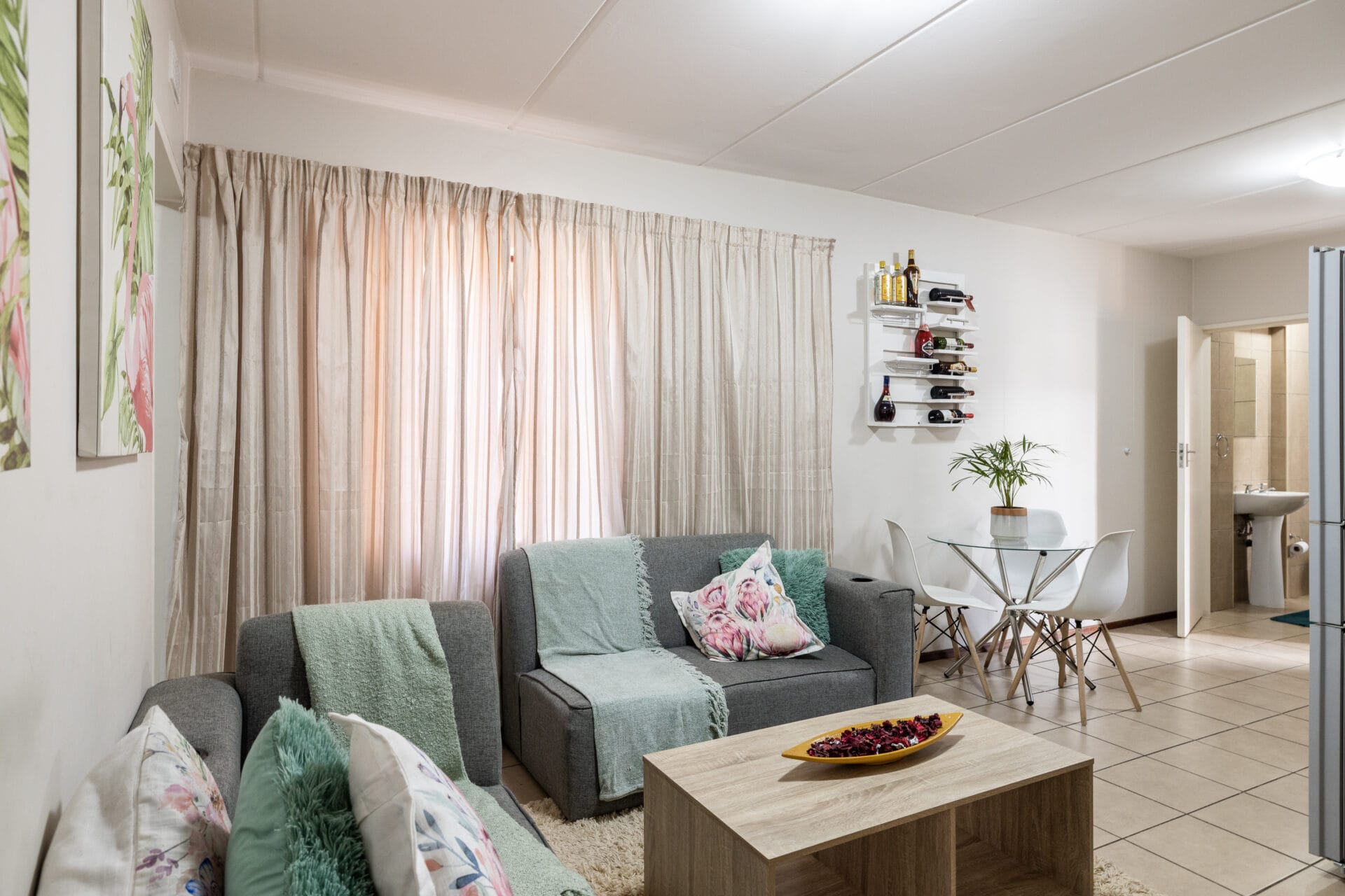 Bonzai Photography – San Ridge Heights 2-4 Stylish 2-Bedroom Apartments in Prime Midrand Location