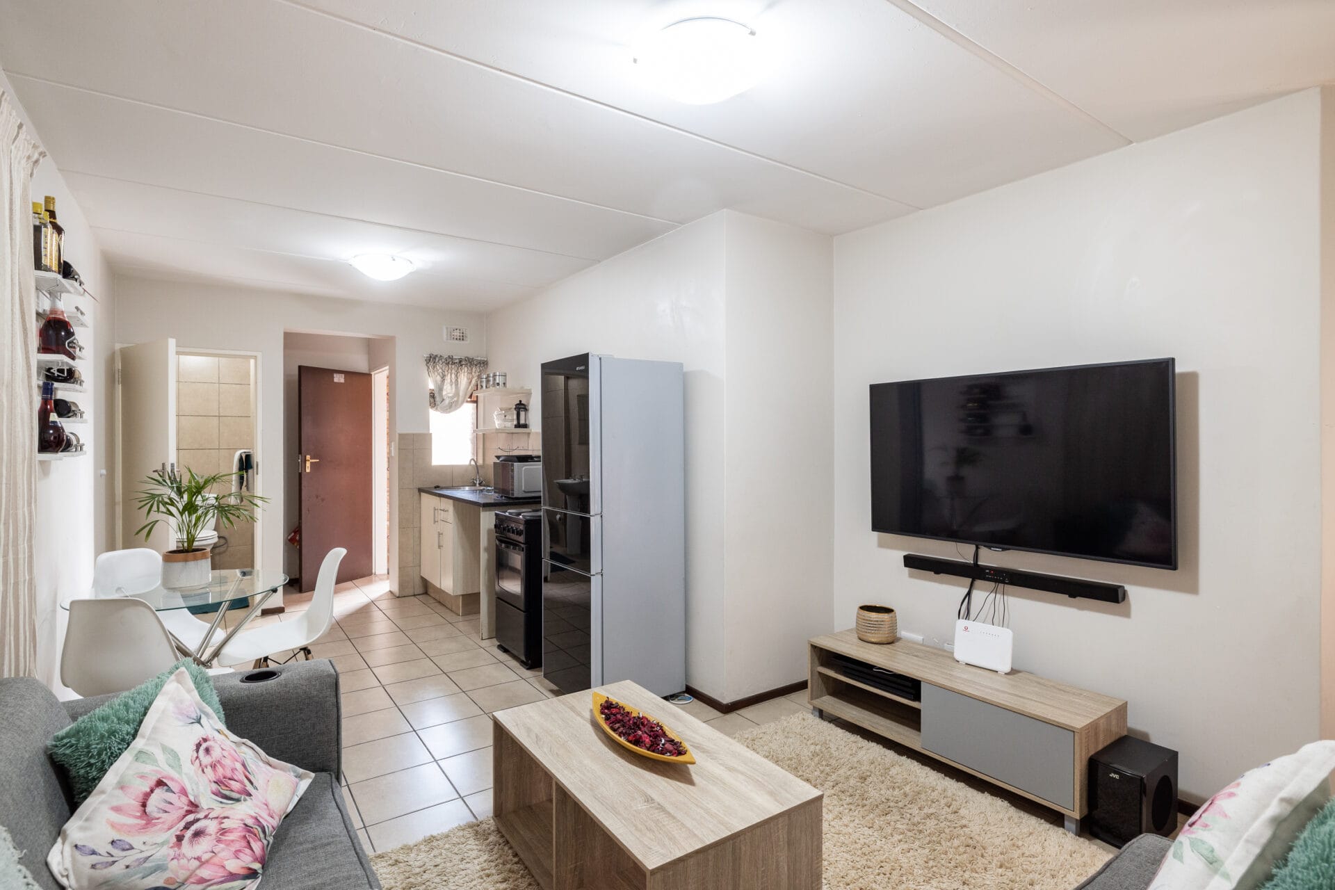 Bonzai Photography – San Ridge Heights 2-5 Stylish 2-Bedroom Apartments in Prime Midrand Location