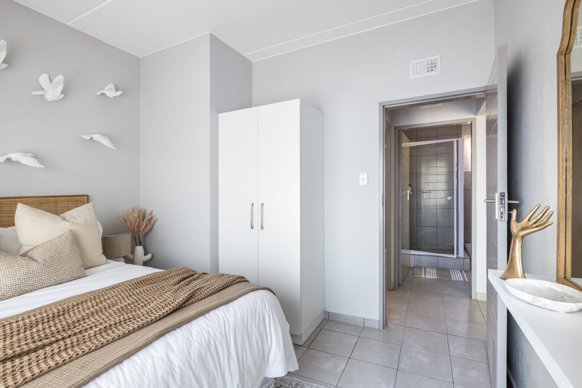 Bonzai Photography – Seattle Creek Unit 1-3 Modern 2-Bedroom Apartments in Midrand